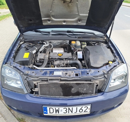 Opel Vectra cena 6800 przebieg: 299222, rok produkcji 2004 z Siechnice małe 191